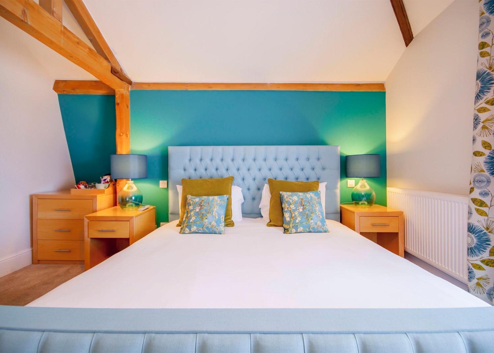 The Highworth Hotel スウィンドン エクステリア 写真
