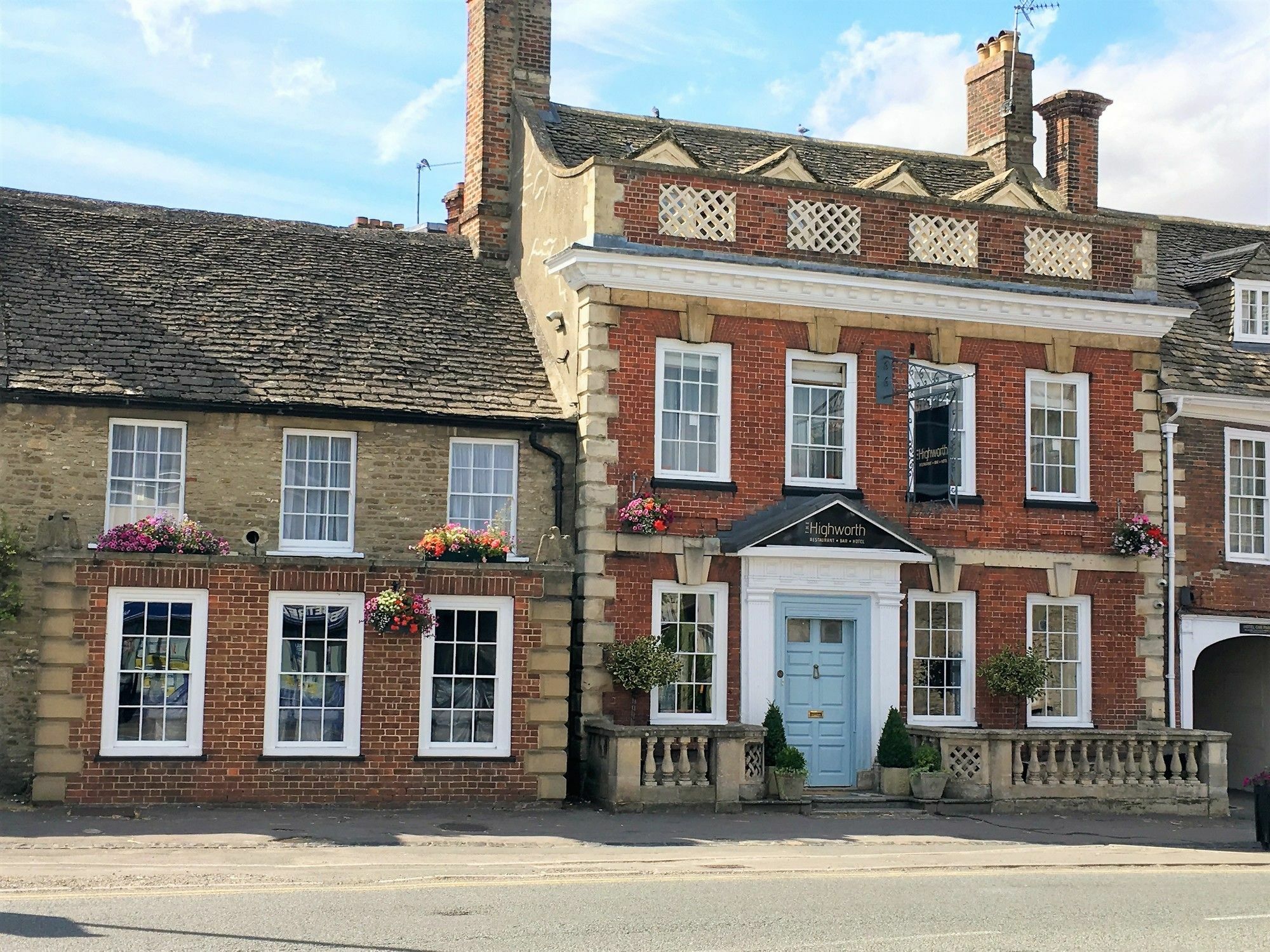 The Highworth Hotel スウィンドン エクステリア 写真